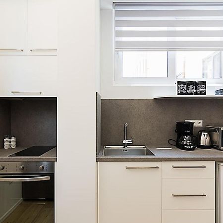 Brand New Flat For 4 Ppl Next To Syntagma Sq. Appartamento Atene Esterno foto