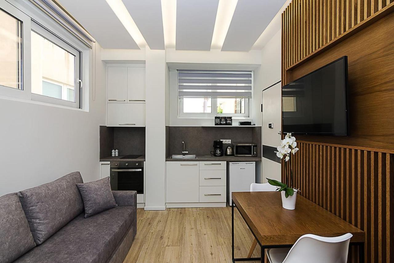 Brand New Flat For 4 Ppl Next To Syntagma Sq. Appartamento Atene Esterno foto