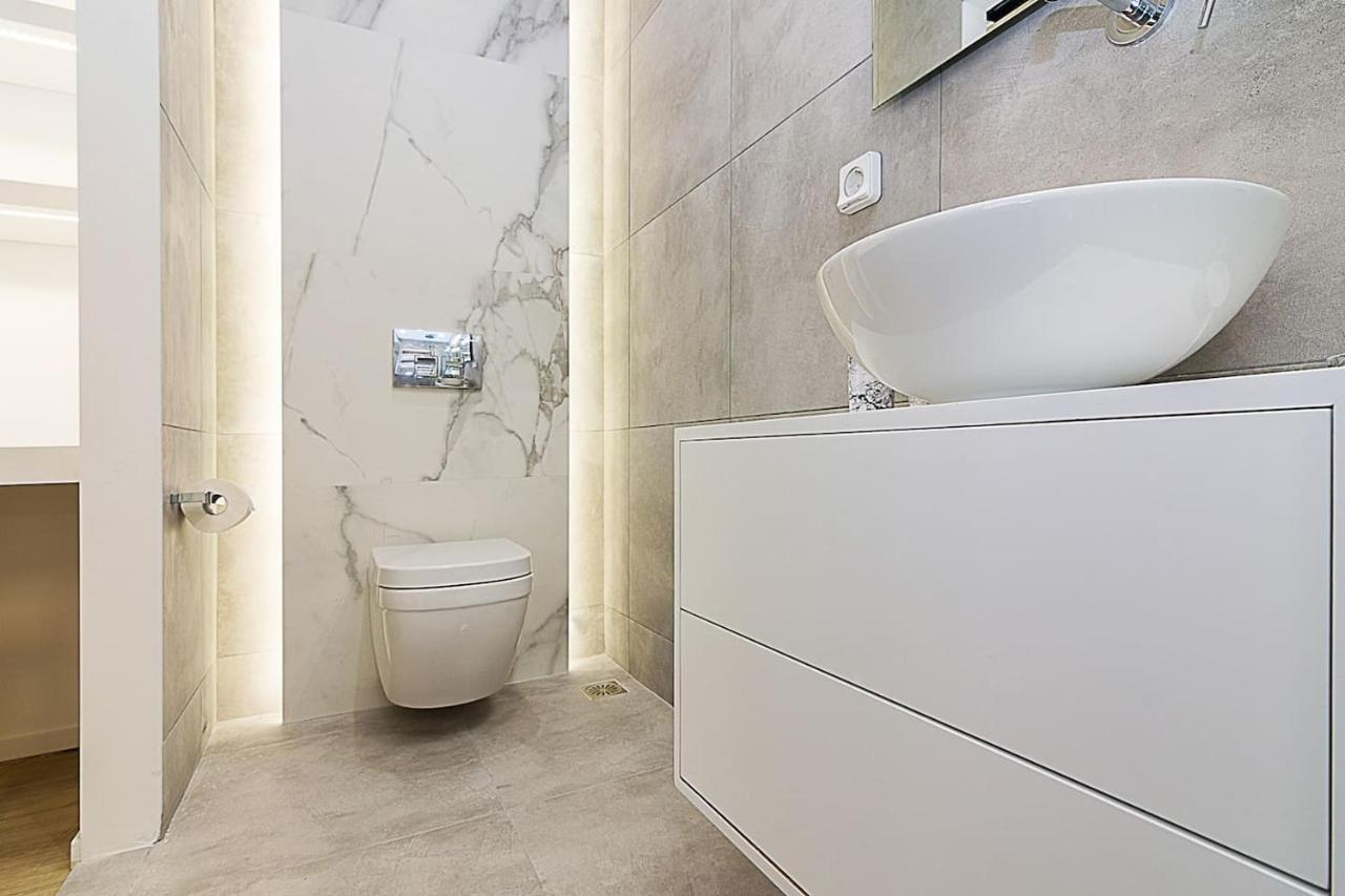 Brand New Flat For 4 Ppl Next To Syntagma Sq. Appartamento Atene Esterno foto