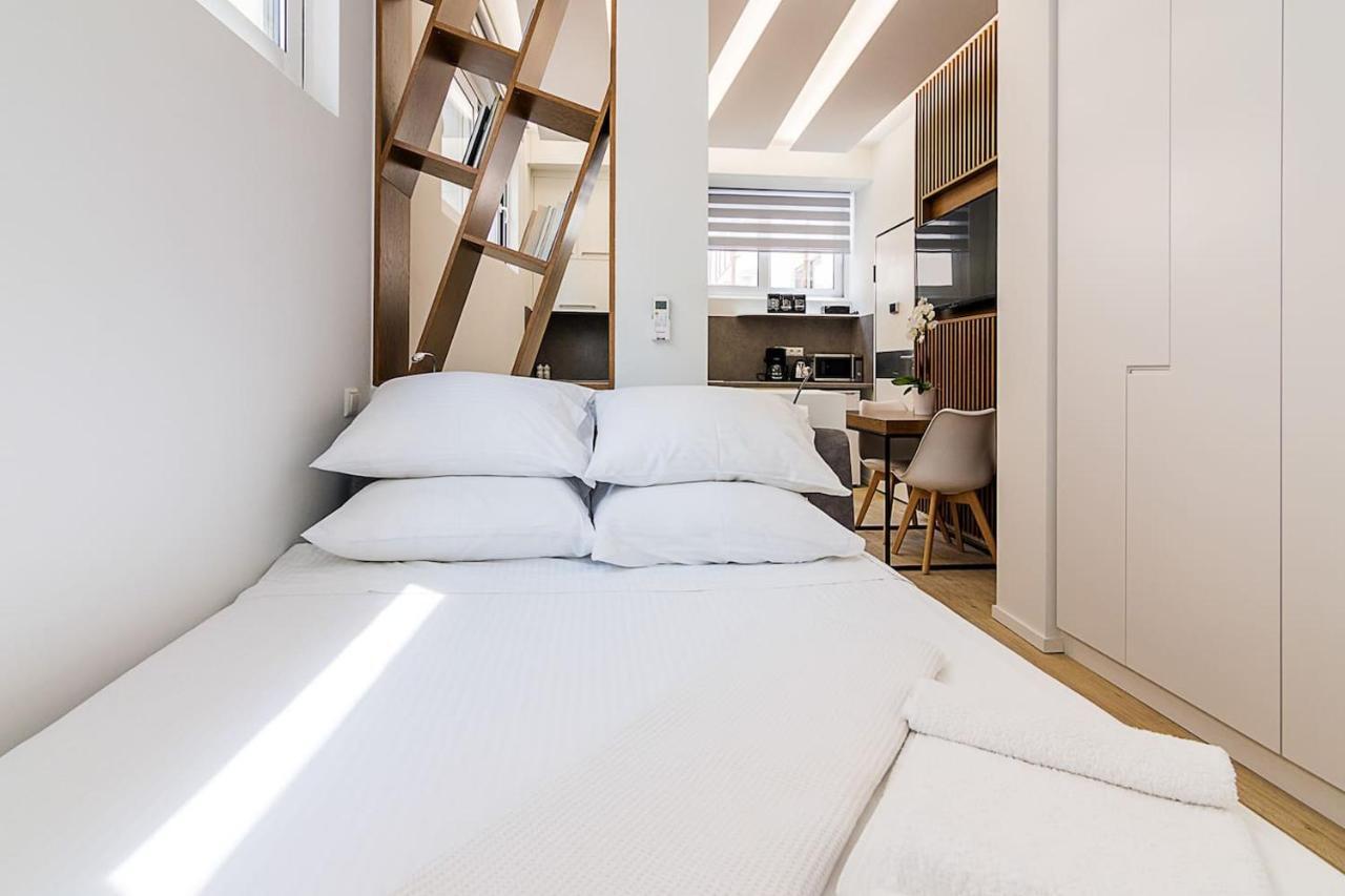 Brand New Flat For 4 Ppl Next To Syntagma Sq. Appartamento Atene Esterno foto