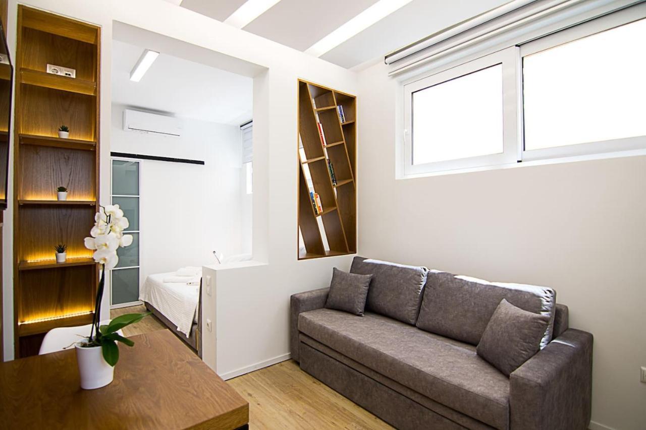 Brand New Flat For 4 Ppl Next To Syntagma Sq. Appartamento Atene Esterno foto